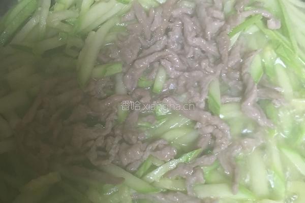 西葫芦炒肉丝的做法图解10