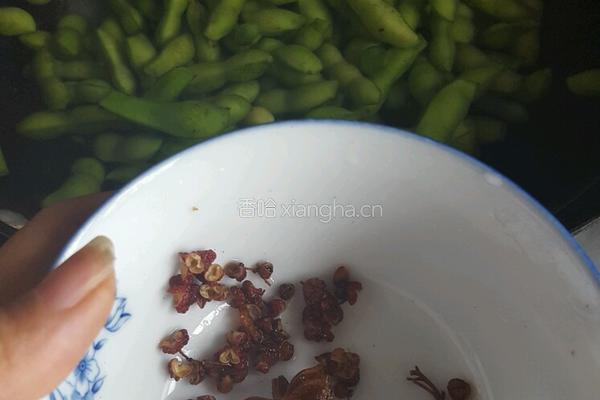 盐水五香毛豆的做法图解3
