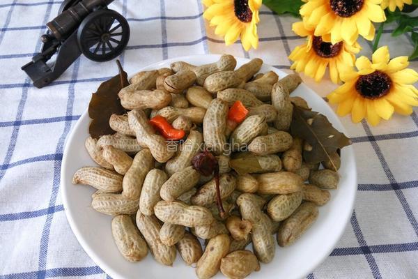 水煮花生的做法图解5