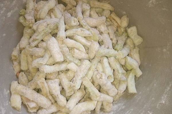 蒸老豆角的做法图解2