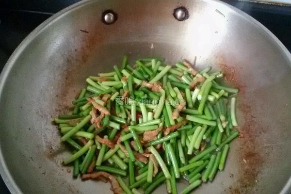 炒龙须面的做法图解8