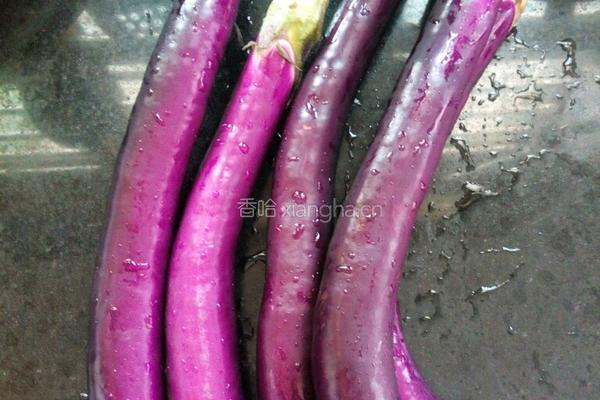 红烧茄子的做法图解1