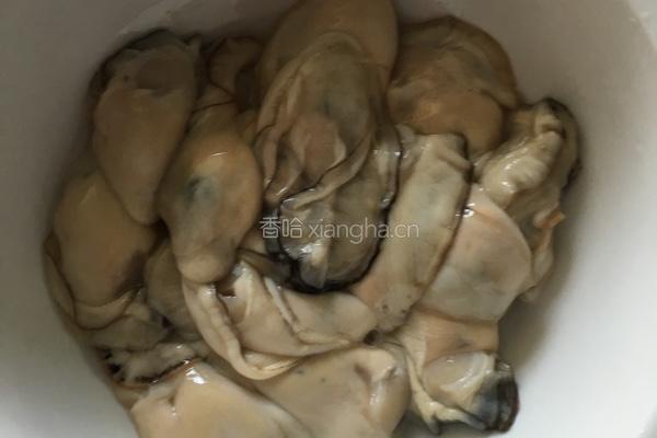 蒜末生蚝的做法图解1