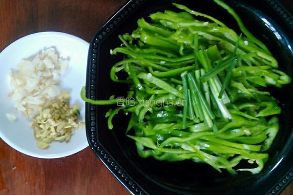 青椒榨菜肉丝的做法图解4