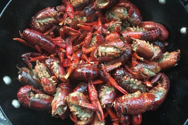 麻辣十三香龙虾的做法图解8
