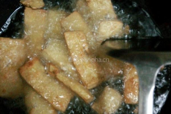 豆腐炒韭菜的做法图解3