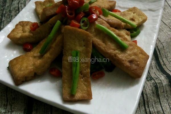豆腐炒韭菜的做法图解8