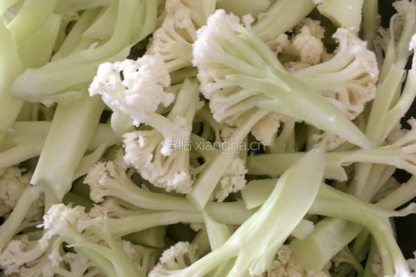 干煸有机花菜的做法图解2