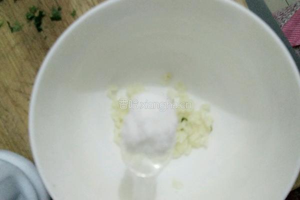 香椿拌豆腐的做法图解6