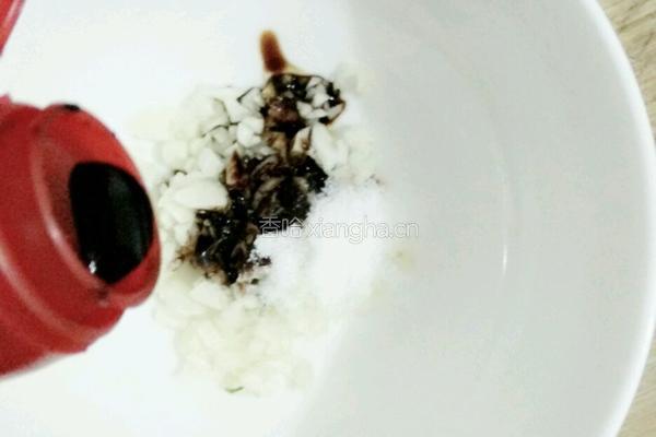 香椿拌豆腐的做法图解7