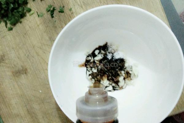 香椿拌豆腐的做法图解8