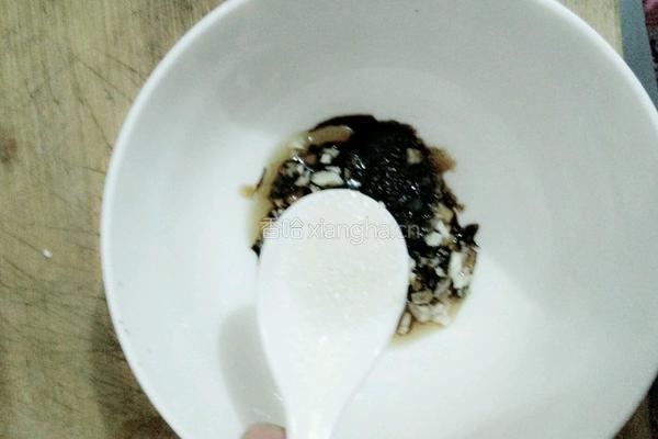 香椿拌豆腐的做法图解9