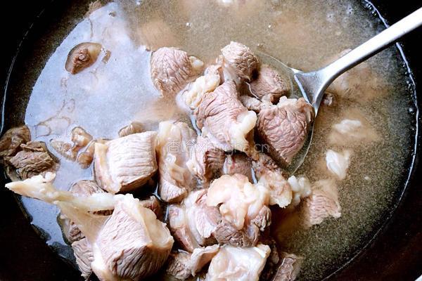 牛肉面的做法图解2