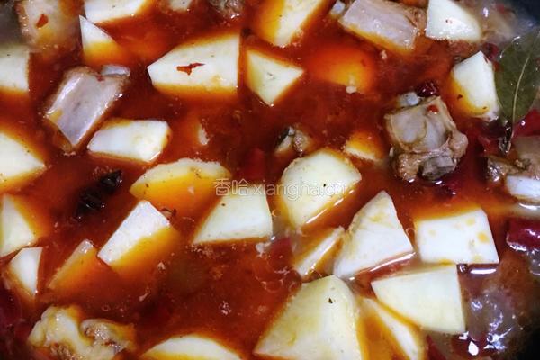 川味土豆烧排骨的做法图解11