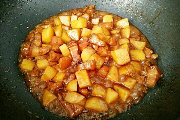 土豆烧五花肉的做法图解11