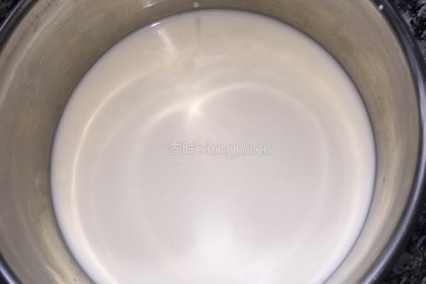 牛奶冰淇淋！的做法图解2
