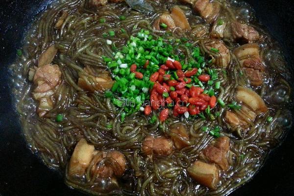 红烧粉丝五花肉的做法图解9