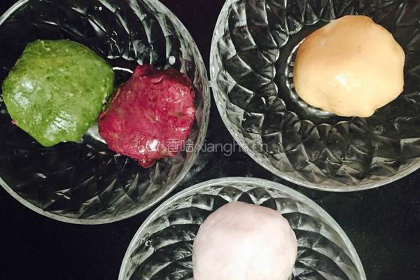 豆沙馅白菜馒头的做法图解1