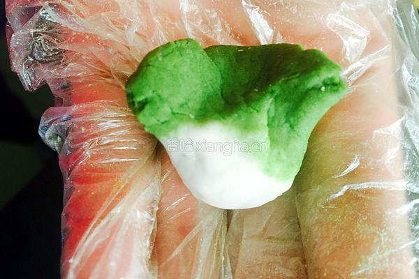 豆沙馅白菜馒头的做法图解6