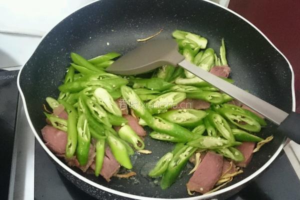 辣椒炒牛肉的做法图解5