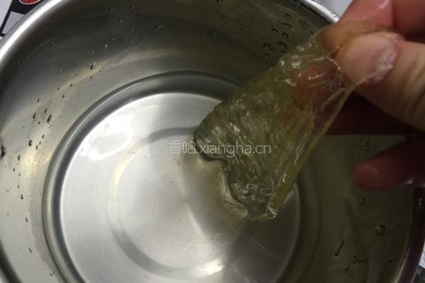 草莓慕斯的做法图解4