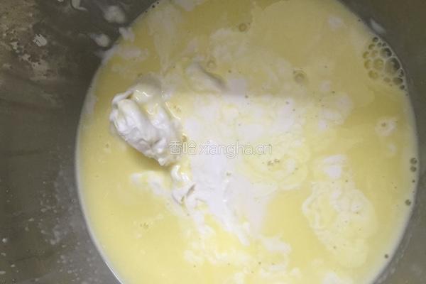 草莓慕斯的做法图解5