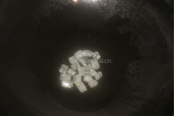 红烧肉烩土豆的做法图解3