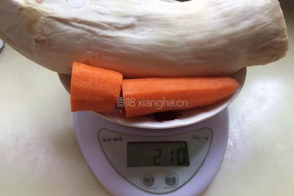 鸡肉炖杏鲍菇的做法图解2