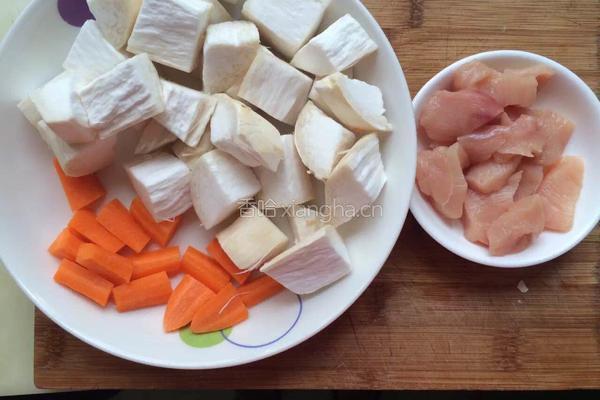 鸡肉炖杏鲍菇的做法图解3