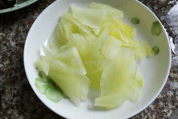 广式腊肠耗油莴笋的做法图解3