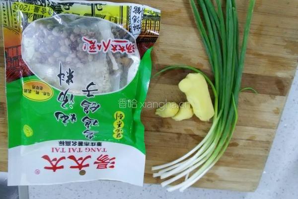 营养煲老母鸡汤的做法图解2
