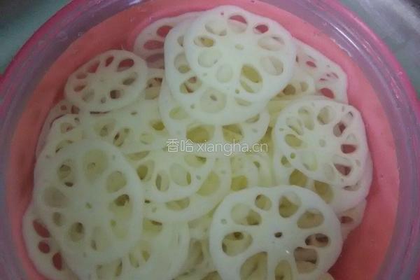 酸辣藕片的做法图解2