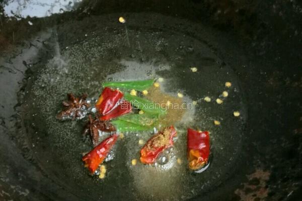 土豆炖豆角的做法图解3