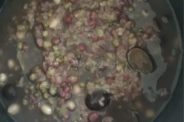 红豆红枣养颜粥的做法图解8