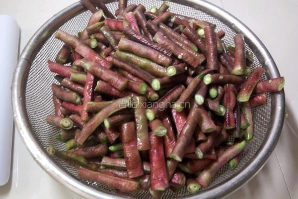 豆角鸡脯肉的做法图解5