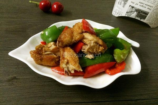 圆椒炒鸡翅的做法图解9