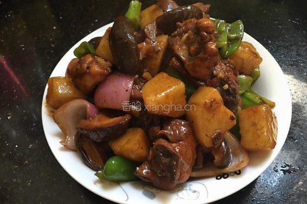 香菇土豆焖鸡腿的做法图解10