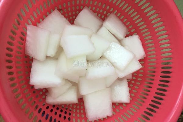 冬瓜炒鲜虾的做法图解2