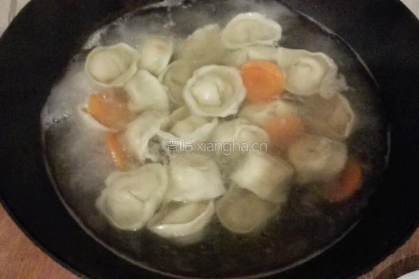 胡萝卜猪肉馅水饺的做法图解8
