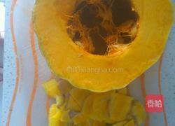 南瓜豆沙包的做法图解1