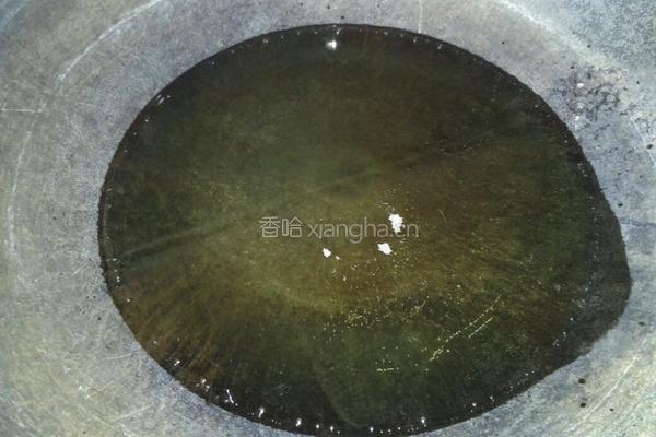 五花肉炒青菜蘑菇的做法图解4