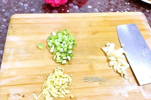 茭白蚝油炒鹌鹑蛋的做法图解6