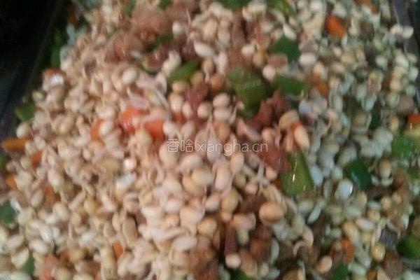 黄豆嘴炒肉丁的做法图解6