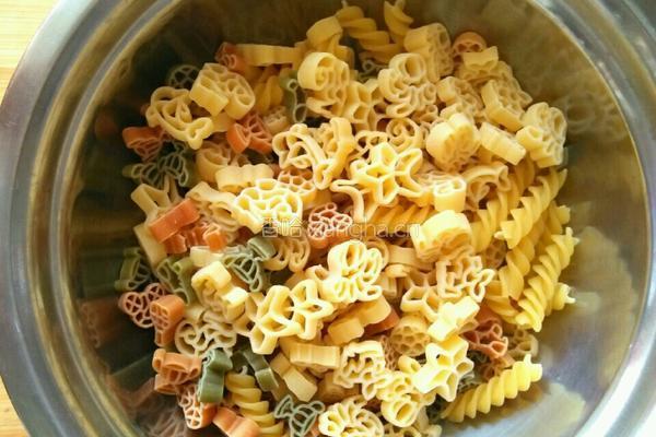 宝宝意面的做法图解2