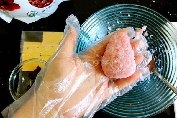 蔓越莓爆浆饭团的做法图解6