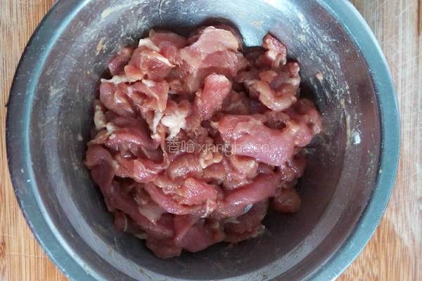 毛豆炒肉片的做法图解3