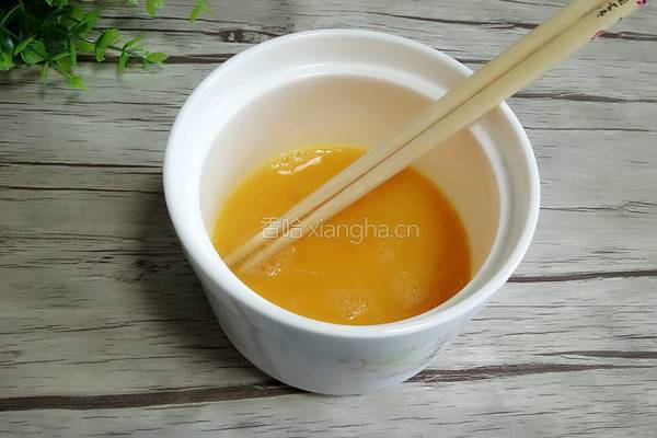 虾仁鸡蛋羹的做法图解3