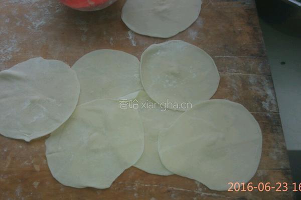 韭菜盒子的做法图解7