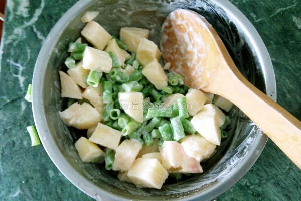 苹果桃子豆角沙拉(一天一菜)的做法图解3