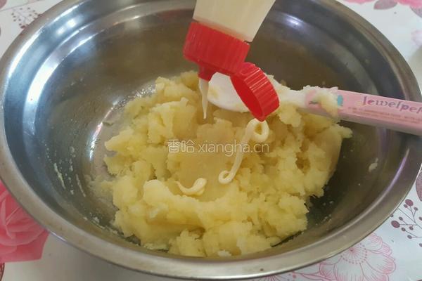 西兰花土豆沙拉的做法图解8